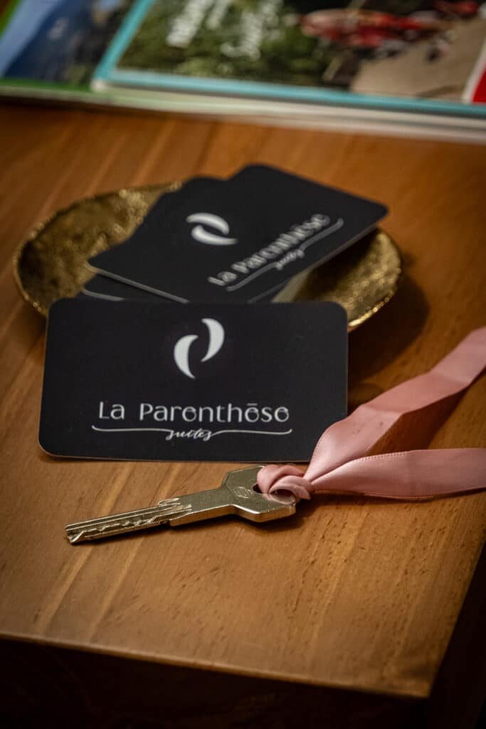 Clés personnalisées de l’hébergement La Parenthèse en Normandie