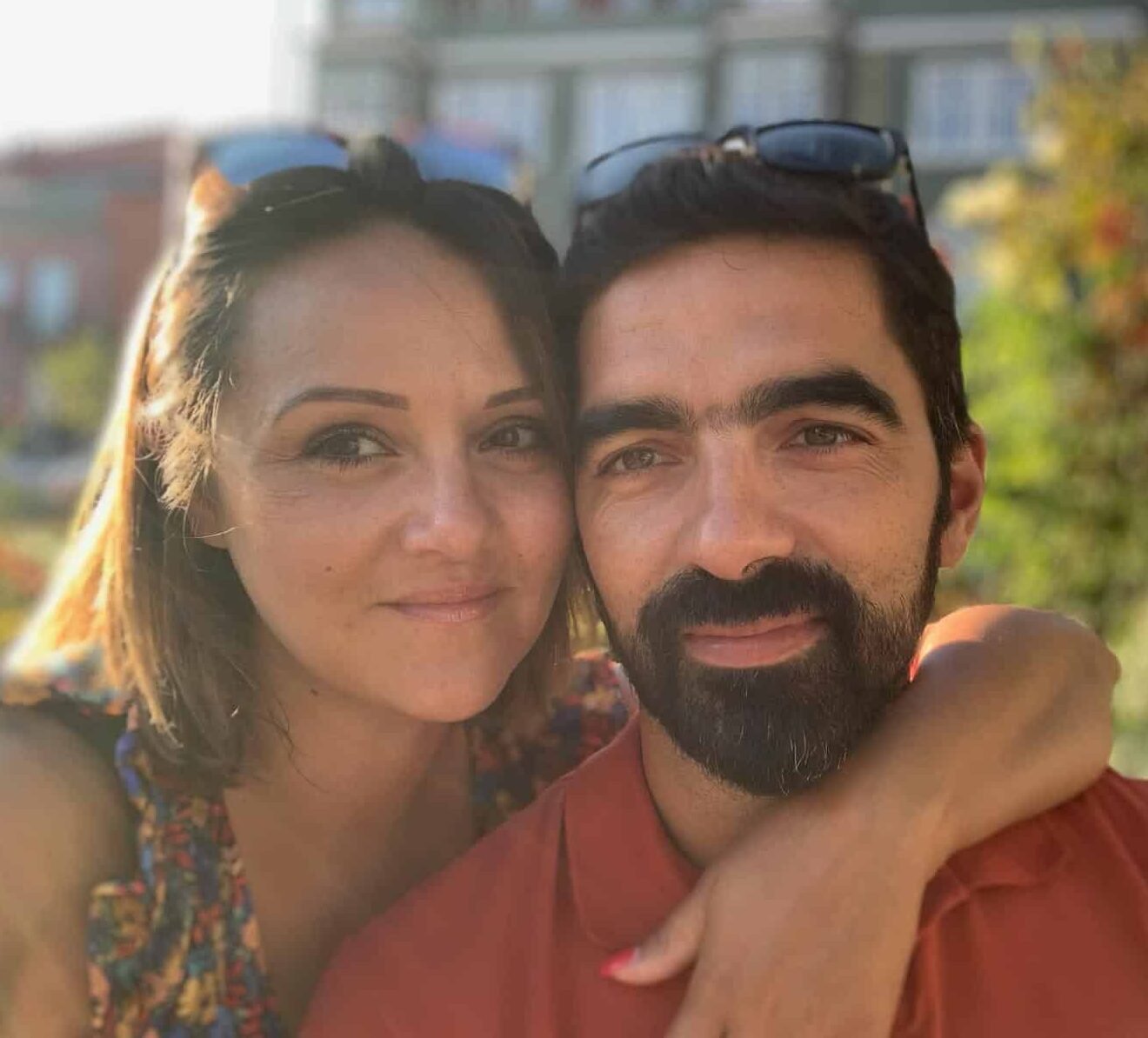 Portrait des gérants Aurélie et Mathieu de La Parenthèse en Normandie